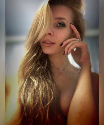 Валентина, 32 года, 2 размер груди